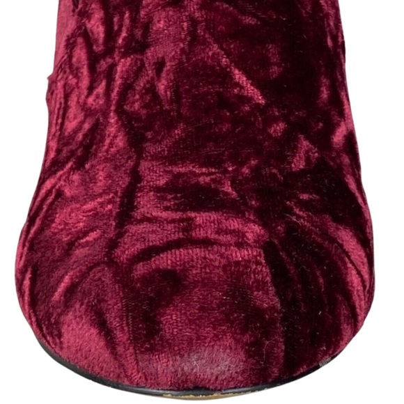 Express Burgundy Red Crushed Velvet Block Heel Booties Shoes size 8 - Picture 6 of 6